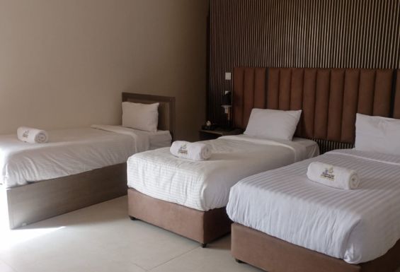 Puscavski kamp Wadi Rum Jordanija standardni sotori tropostejna soba