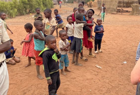afrika-otroci-zambija-potovanje