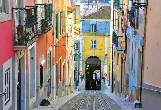 Lizbona-potovanje-Portugalska-in-Madeira