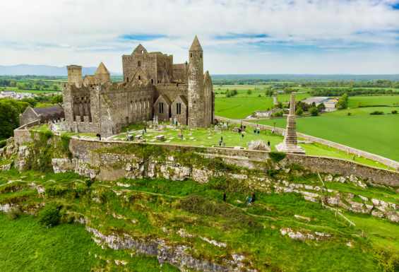 Rock-of-Cashel-Dublin-Keltska-Avantura