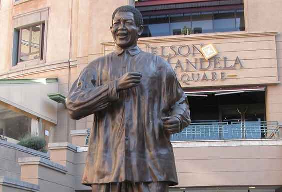 Johannesburg Nelson Mandela square
