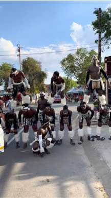 Zulu pleme na Vilkazi ulici v Juzni Afriki
