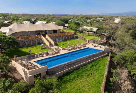 Tanzanija safari nastanitev Condor Travel