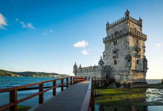 stolp-Belem-Lizbona- potovanje-Portugalska-in-Madeira